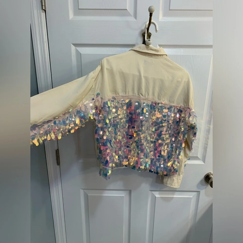 NWT Cute sparkling top shop denim jacket size small